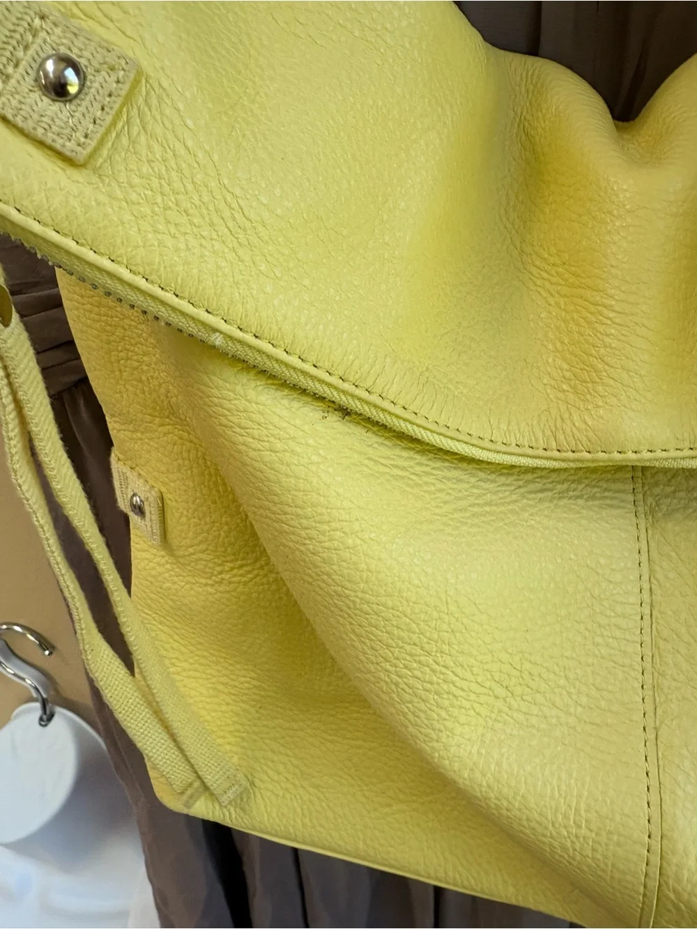 Gap Lemon 🍋 Yellow Purse Tote Shoulder Bag Hobo Fold Over 100% Leather Cloth Str